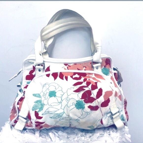 lululemon athletica Handbags - Lululemon Bloom bag lululemon athletica Handbags - Lululemon Bloom bag